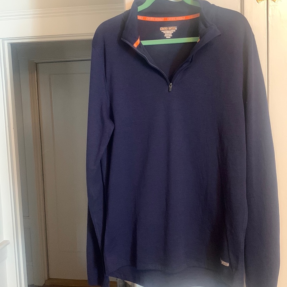 OmniWool base layer - like New - xl